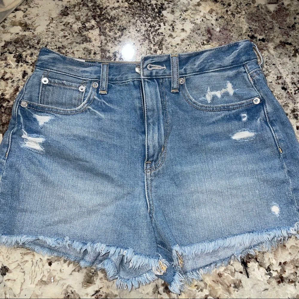 American Eagle mom shorts